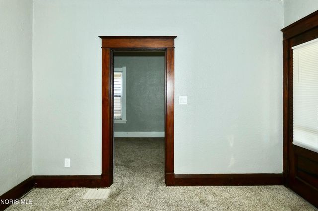 2013 Caledonia Street, Toledo, OH 43605