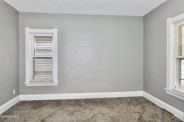 2013 Caledonia Street, Toledo, OH 43605