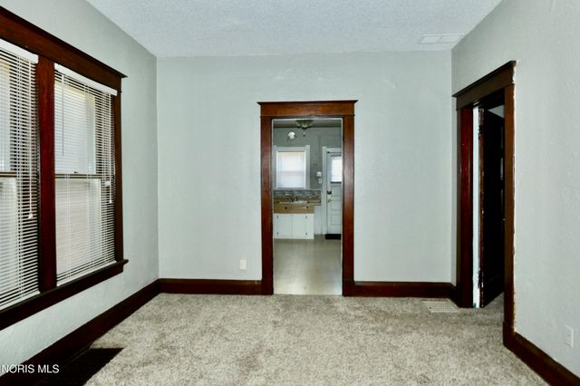 2013 Caledonia Street, Toledo, OH 43605