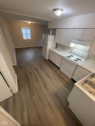 2948 Roberta Drive, Indianapolis, IN 46222