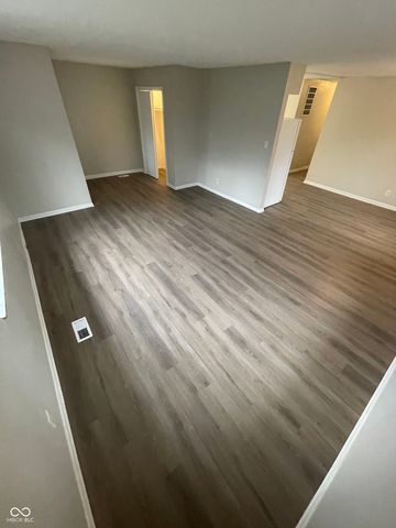 2948 Roberta Drive, Indianapolis, IN 46222