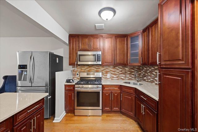 2284 Atlantic Avenue, Brooklyn, NY 11233