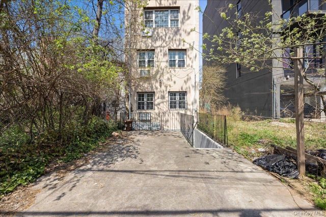 2284 Atlantic Avenue, Brooklyn, NY 11233