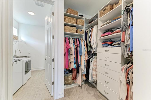 229 VINADIO BOULEVARD, Nokomis, FL 34275