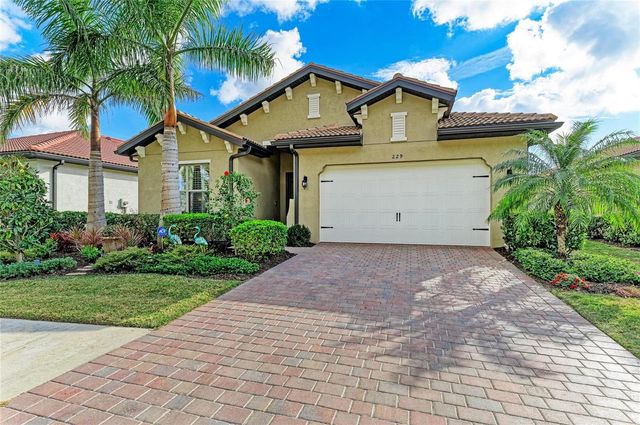 229 VINADIO BOULEVARD, Nokomis, FL 34275