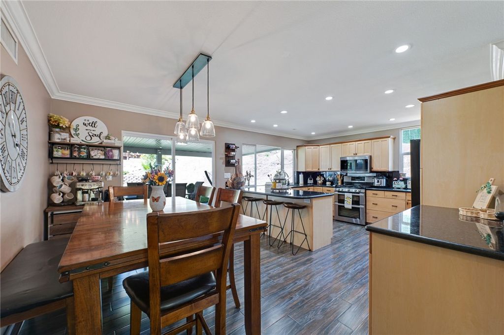 Image 15 of property listing at 1500 Arrow Wood Drive, Brea, CA 92821
