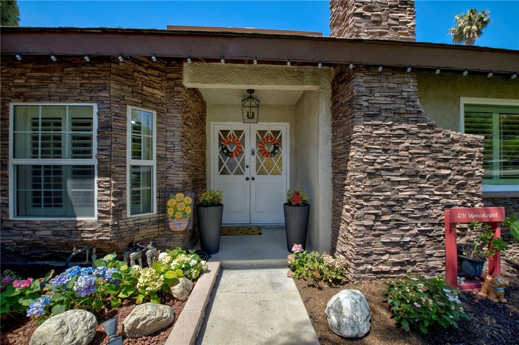 Image 7 of property listing at 1500 Arrow Wood Drive, Brea, CA 92821