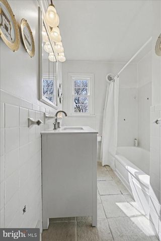 1204 MADISON AVE, Phoenixville, PA 19460