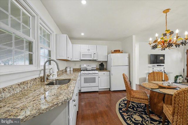 1204 MADISON AVE, Phoenixville, PA 19460