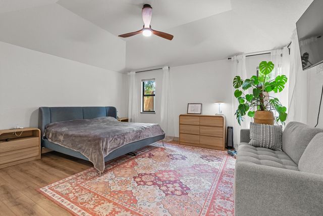 3910 Adelheid Way, Sacramento, CA 95821