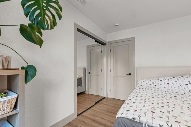 3910 Adelheid Way, Sacramento, CA 95821