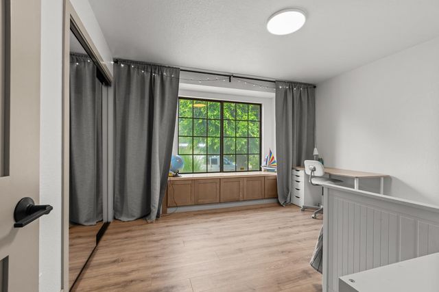 3910 Adelheid Way, Sacramento, CA 95821