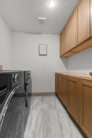 3910 Adelheid Way, Sacramento, CA 95821