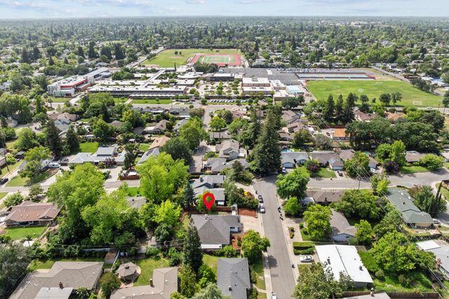 3910 Adelheid Way, Sacramento, CA 95821