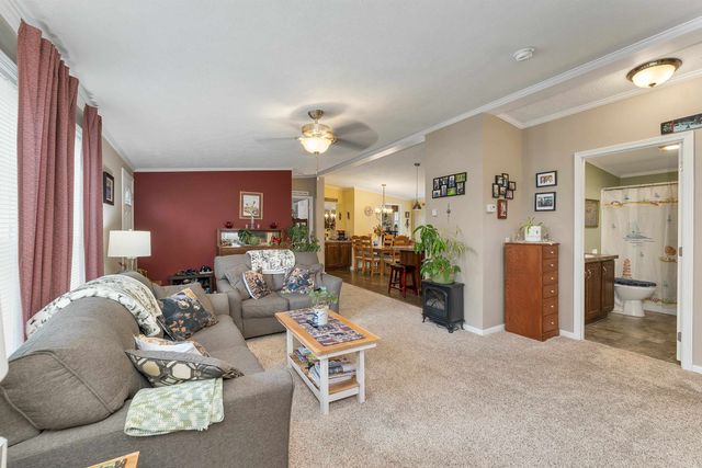 35 Mansfield Woods Way, New Hampton, NH 03256
