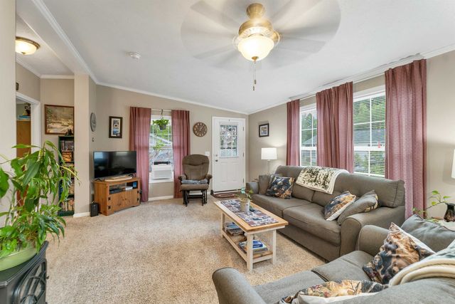 35 Mansfield Woods Way, New Hampton, NH 03256