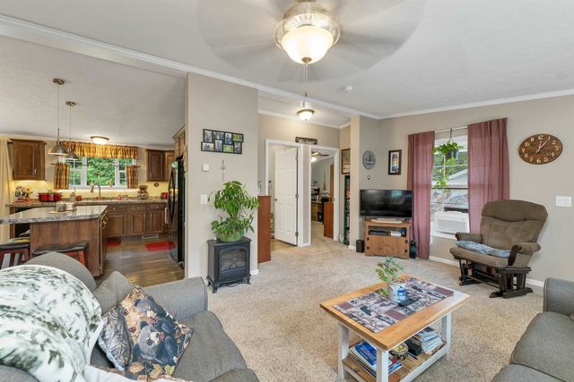 35 Mansfield Woods Way, New Hampton, NH 03256