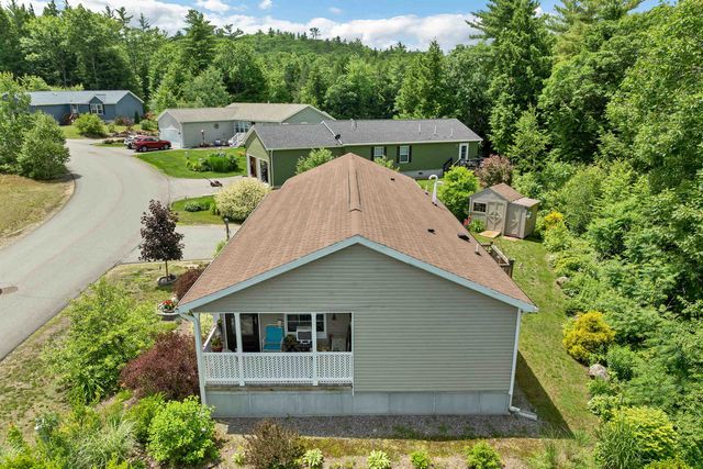 35 Mansfield Woods Way, New Hampton, NH 03256