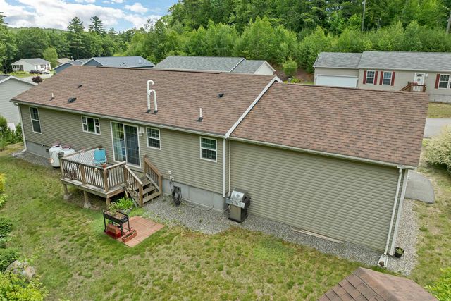 35 Mansfield Woods Way, New Hampton, NH 03256
