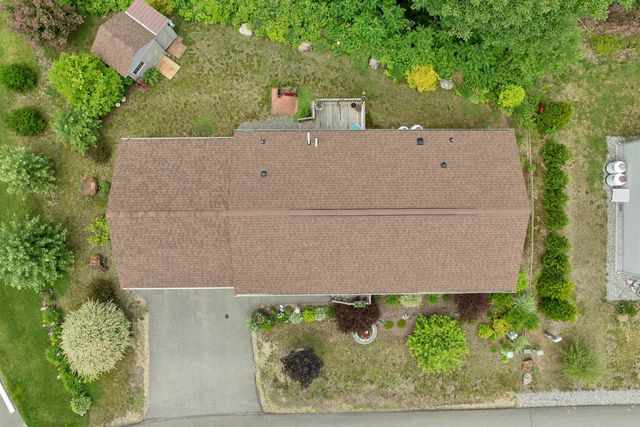 35 Mansfield Woods Way, New Hampton, NH 03256