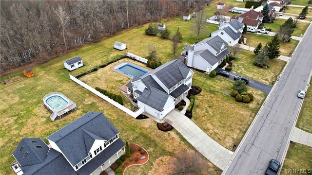 4580 Ridgeview Drive South, Pendleton, NY 14120