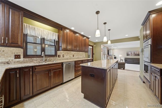 4580 Ridgeview Drive South, Pendleton, NY 14120