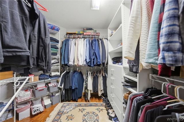 4580 Ridgeview Drive South, Pendleton, NY 14120