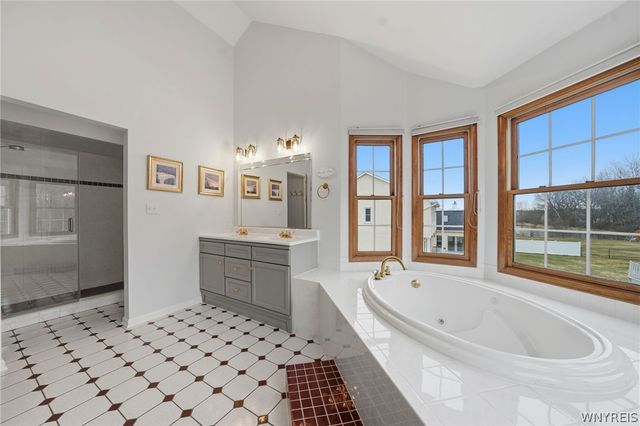 4580 Ridgeview Drive South, Pendleton, NY 14120