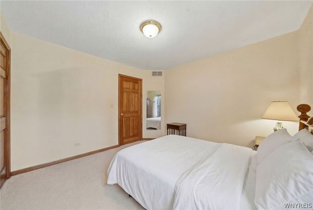 4580 Ridgeview Drive South, Pendleton, NY 14120