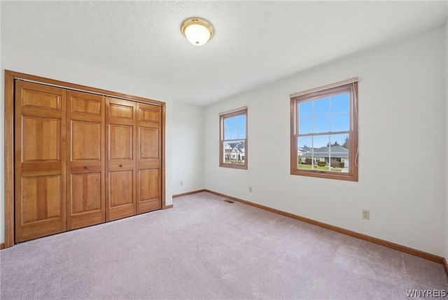 4580 Ridgeview Drive South, Pendleton, NY 14120