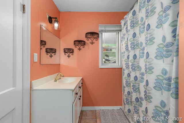 1841 Federal Avenue, Grand Rapids, MI 49509