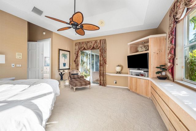 16815 Knightsbridge Lane, Delray Beach, FL 33484