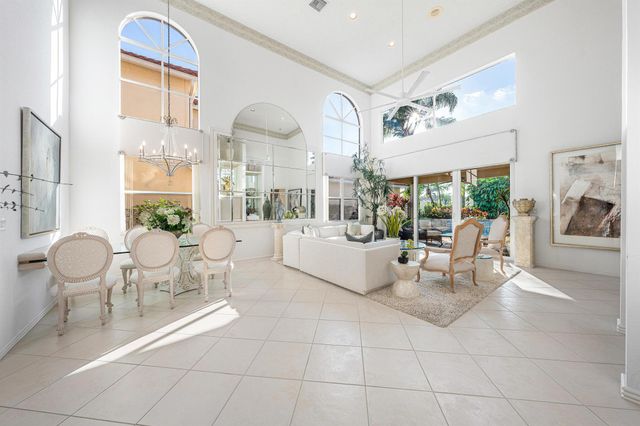 16815 Knightsbridge Lane, Delray Beach, FL 33484