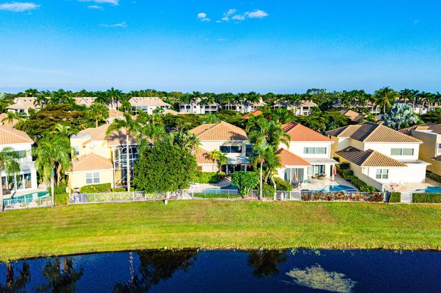 16815 Knightsbridge Lane, Delray Beach, FL 33484