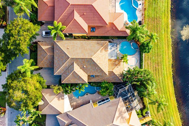 16815 Knightsbridge Lane, Delray Beach, FL 33484