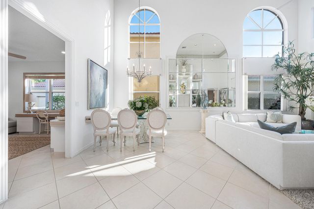 16815 Knightsbridge Lane, Delray Beach, FL 33484