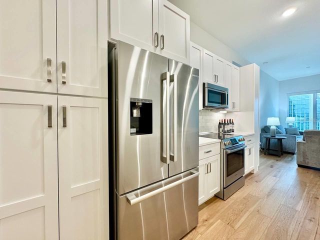 600 3RD AVENUE S 507, St Petersburg, FL 33701