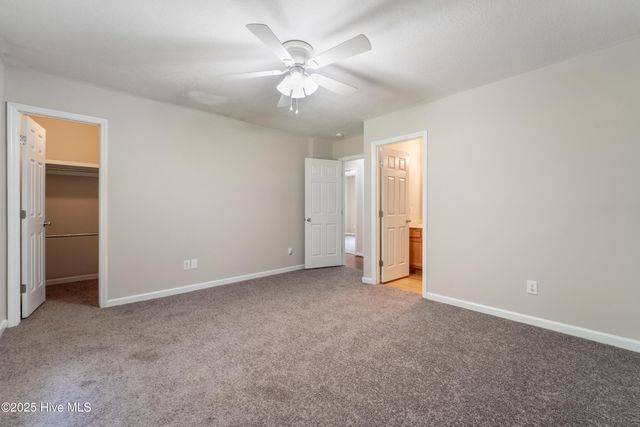 205 Sourwood Court, Jacksonville, NC 28540