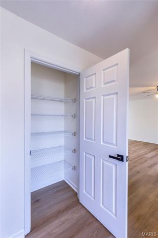 8233 Swarthmore Court, University City, MO 63130