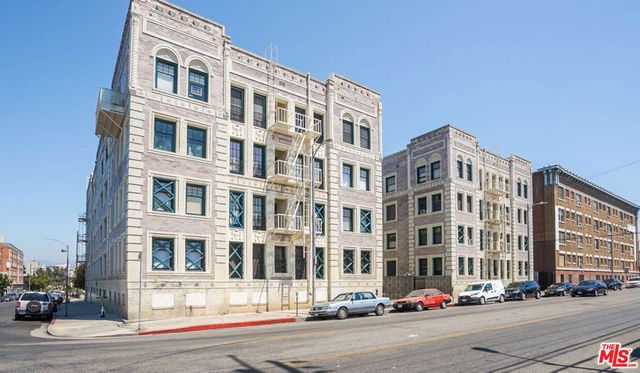 2121 James M Wood Boulevard 415, Los Angeles, CA 90006