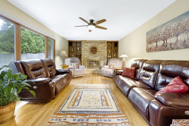 1119 W Fairfield COURT, Glendale, WI 53217