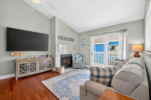 3506 Cove View Boulevard 212, Galveston, TX 77554