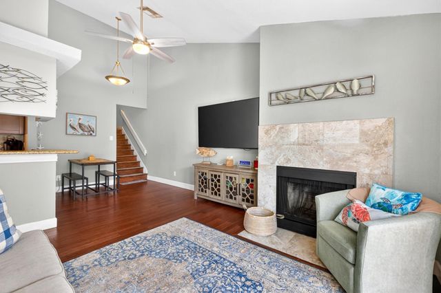 3506 Cove View Boulevard 212, Galveston, TX 77554