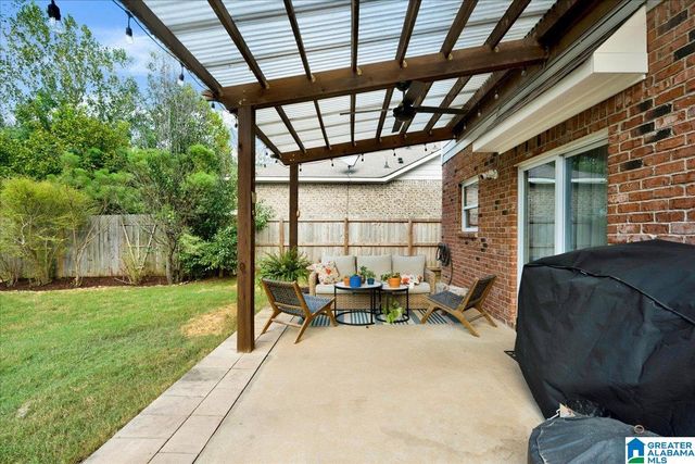 321 CHAPEL HILL TRAIL, Fultondale, AL 35068