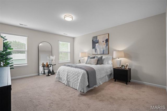 2 Burlington at Oakshire, O'fallon, MO 63385