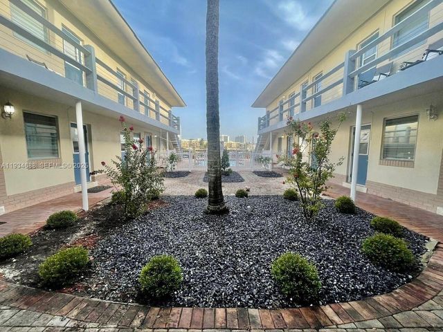 2380 Diana Dr 07, Hallandale Beach, FL 33009