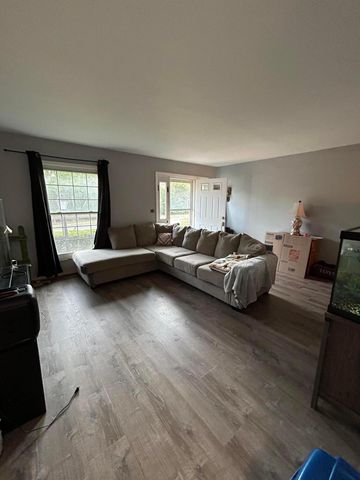 671 Simbury Street, Columbus, OH 43228