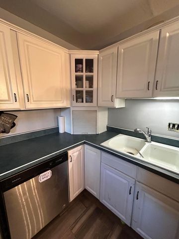 671 Simbury Street, Columbus, OH 43228