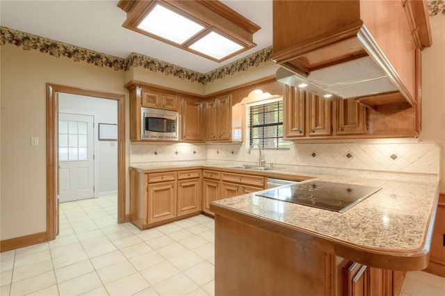 1215 Fm 2712, Crockett, TX 75835