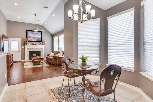 1900 Stonecourt Drive, Bedford, TX 76021